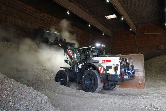 Ein Komatsu für Relo: Schlüter Baumaschinen wandelt Abfall in Energie