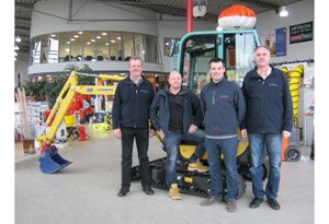 Das Team von Schreiber ist überzeugt von der Qualität der Yanmar-Maschinen: Christian Lange, Christoph Broehl, Daniel Borrmann und Frank Lüllich (v.l.n.r.).  (Abb.: Yanmar)